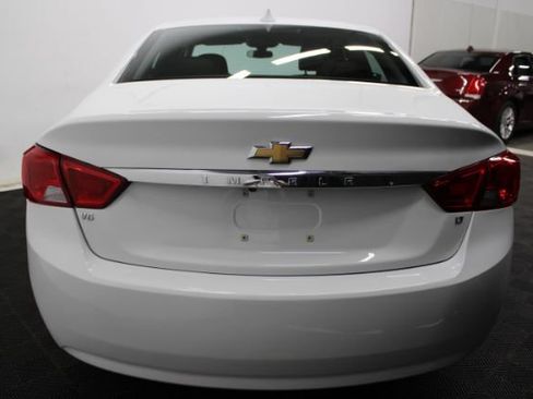 Used 2017 Chevrolet Impala LT FWD image 9