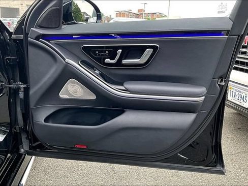 Certified 2023 Mercedes-Benz S 500 4MATIC image 19