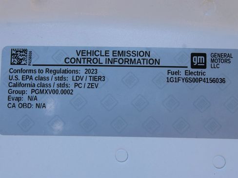 Used 2023 Chevrolet Bolt EUV LT FWD image 32