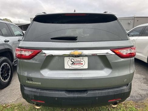 Used 2020 Chevrolet Traverse LT w/ LT Premium Package FWD image 17
