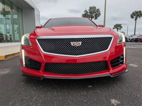 Used 2019 Cadillac CTS V w/ Luxury Package image 9