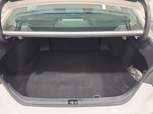 Used 2021 Toyota Camry LE image 8