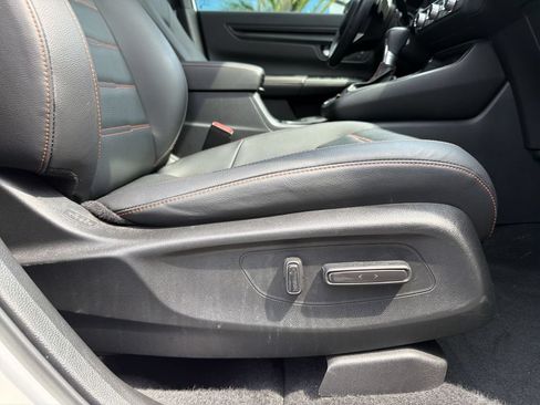 Used 2025 Honda CR-V Sport-L image 28
