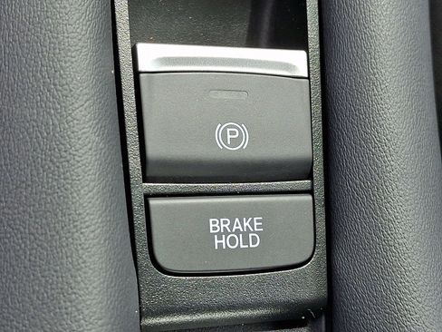 Used 2024 Honda HR-V LX image 23