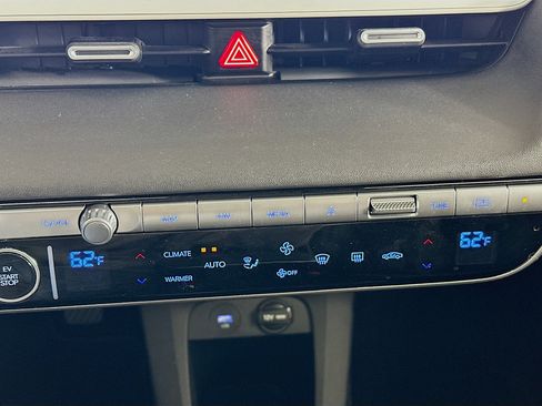 Used 2024 Hyundai Ioniq 5 Limited image 23