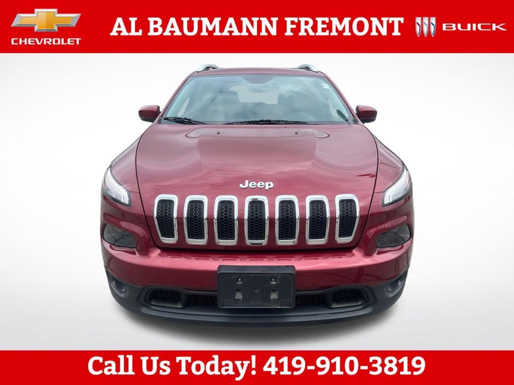 Used 2017 Jeep Cherokee Latitude w/ Safety/Convenience Group AWD/4WD image 8