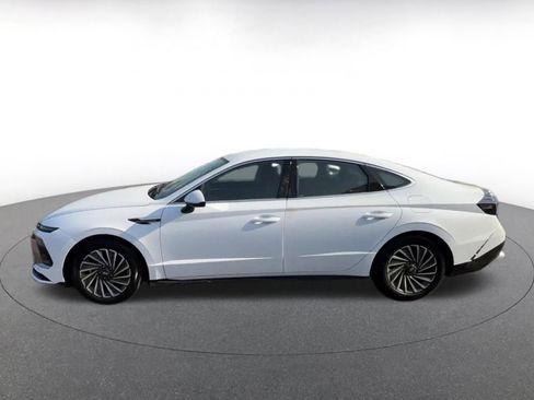 Used 2025 Hyundai Sonata SEL image 8