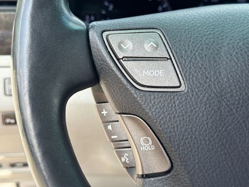 Used 2012 Lexus LS 460 w/ Comfort Pkg image 23