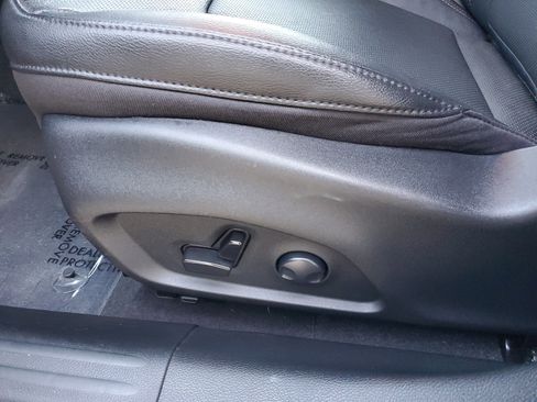 Used 2024 Jeep Compass Trailhawk w/ Trailhawk Elite Group image 9