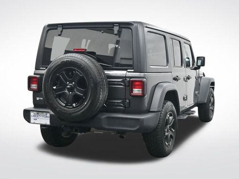 Used 2018 Jeep Wrangler Unlimited Sport S image 7