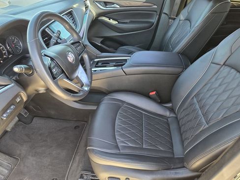 Used 2023 Buick Enclave Avenir w/ Avenir Technology Package image 12