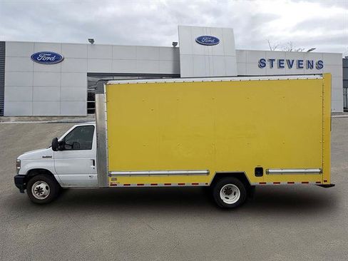 Certified 2022 Ford E-350 and Econoline 350 Super Duty w/ Power Windows & Locks Group RWD image 5