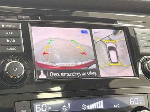 Used 2019 Nissan Rogue SL w/ Premium Package AWD/4WD image 19