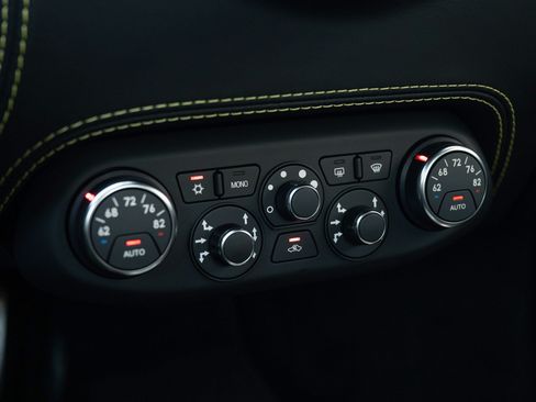 Used 2012 Ferrari 458 Italia Coupe RWD image 45