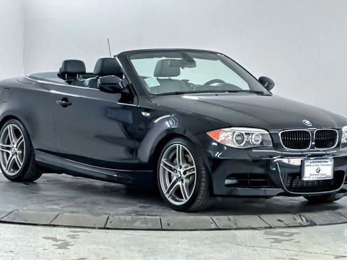 Used 2013 BMW 135is Convertible image 9