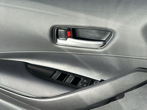 Certified 2025 Toyota Corolla SE image 22