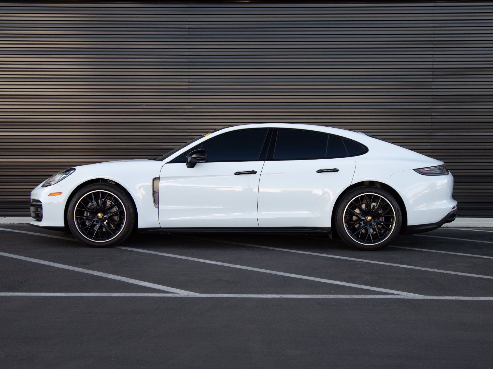 Certified 2023 Porsche Panamera Platinum Edition RWD image 2
