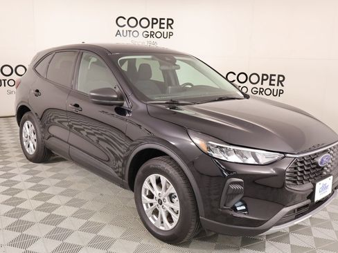 Used 2025 Ford Escape Active AWD/4WD image 1