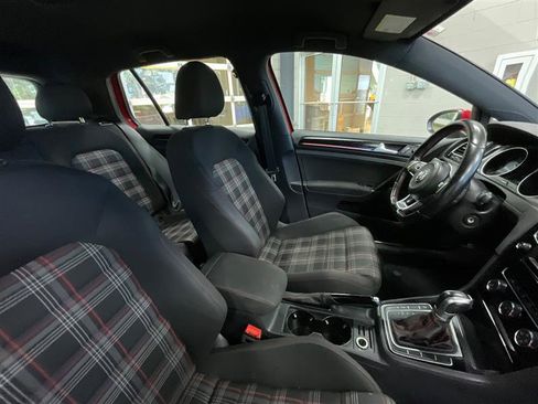 Used 2017 Volkswagen GTI S FWD image 28