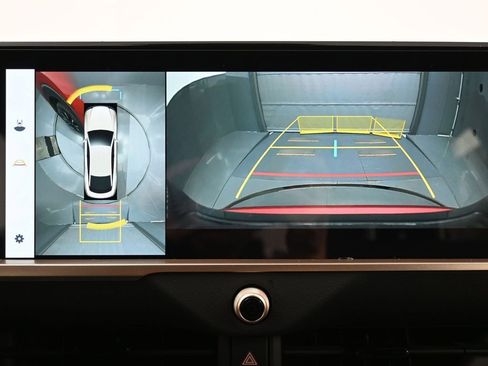 Certified 2024 Toyota Crown Platinum image 15