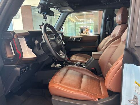 Certified 2023 Ford Bronco Heritage Edition AWD/4WD image 12