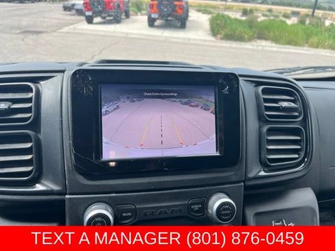 Used 2025 RAM ProMaster 2500 w/ Convenience Group FWD image 18