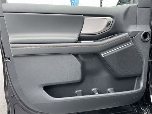 New 2025 Ford Expedition Max Active image 9