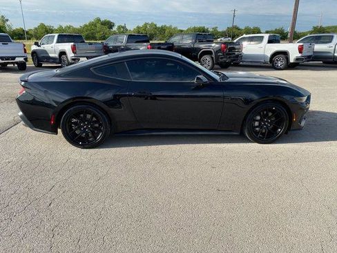 Used 2024 Ford Mustang GT Premium RWD image 9