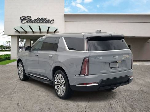 New 2026 Cadillac Escalade IQL Luxury w/ LPO, Radiant Package image 3