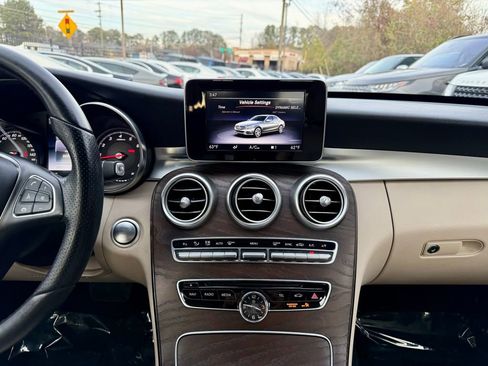 Used 2018 Mercedes-Benz C 300 C 300 image 18