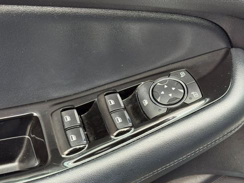 Used 2019 Ford Edge SEL w/ Equipment Group 201A image 11