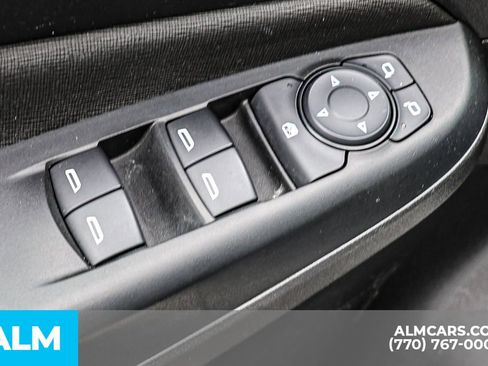 Used 2025 Buick Envista Preferred FWD image 46