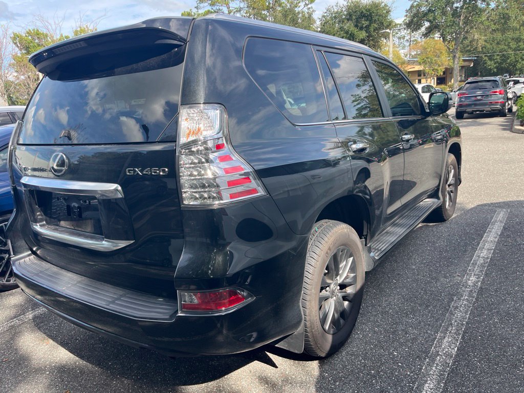 Used 2023 Lexus GX 460 Premium AWD/4WD image 3