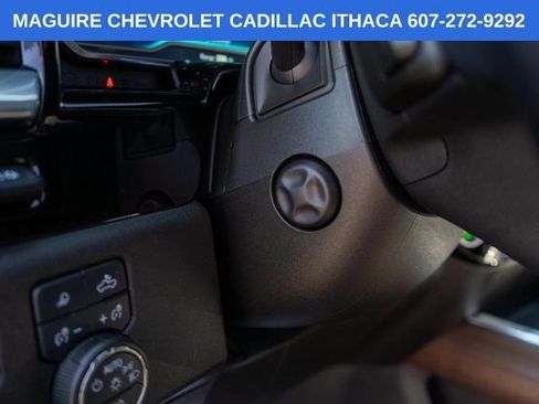 Used 2022 Chevrolet Silverado 1500 High Country w/ High Country Premium Package AWD/4WD image 27