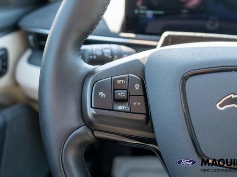 Used 2025 Ford Mustang Mach-E Premium AWD/4WD image 22