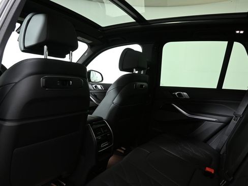 New 2026 BMW X5 xDrive40i w/ M Sport Package AWD/4WD image 32