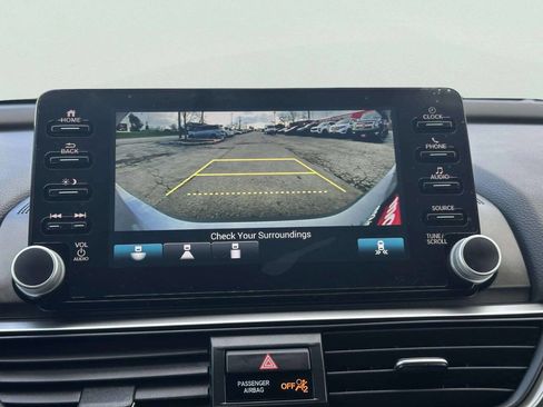 Used 2021 Honda Accord EX image 29