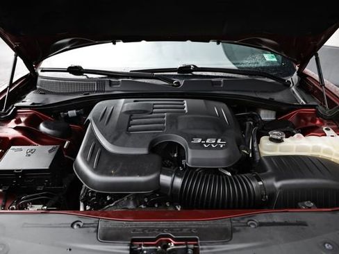 Used 2019 Dodge Charger GT image 31