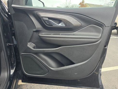 Certified 2022 GMC Terrain SLT w/ LPO, Floor Liner Package image 35