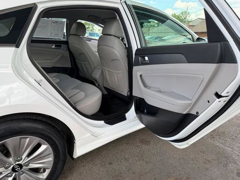 Used 2019 Hyundai Sonata SE FWD image 13