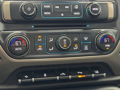 Used 2019 GMC Sierra 3500 Denali AWD/4WD image 24