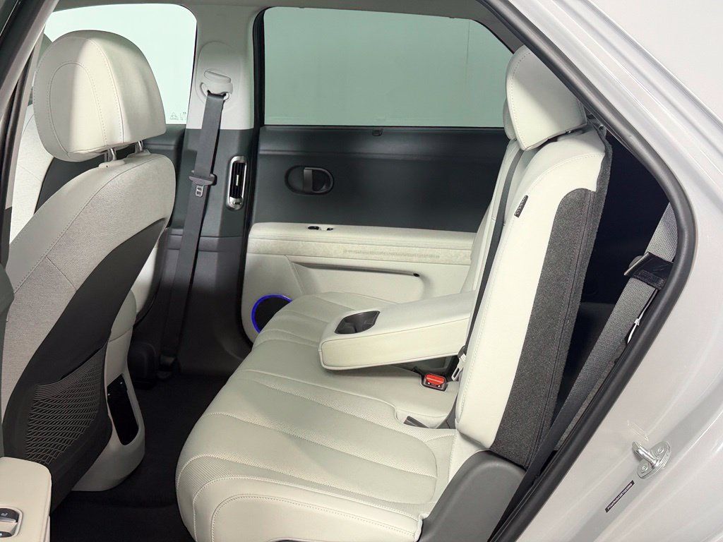 Used 2025 Hyundai Ioniq 5 Limited RWD image 21