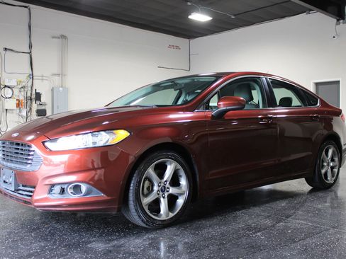 Used 2016 Ford Fusion S w/ Equipment Group 101A FWD image 6
