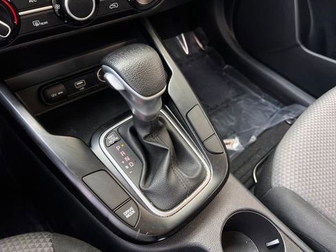 Used 2021 Kia Soul LX image 25