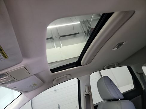 Used 2016 Honda CR-V EX-L image 24