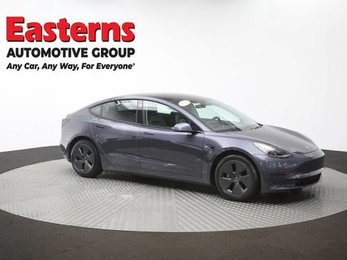 Used 2021 Tesla Model 3 Standard Range Plus RWD image 40