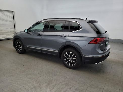 Used 2021 Volkswagen Tiguan SE w/ Panoramic Sunroof Package image 3