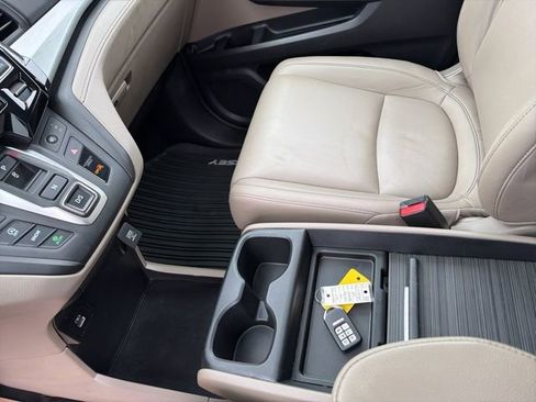 Used 2024 Honda Odyssey EX-L image 17