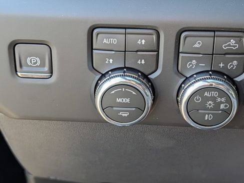 New 2026 GMC Sierra 1500 AT4X AWD/4WD image 23