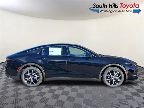 New 2026 Toyota Crown XLE image 7